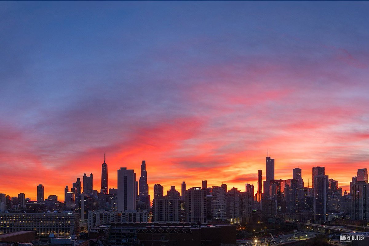Saturday's Spectacular Silhouette Sunrise.   This morning in Chicago.  #weather #chicago #news #ilwx