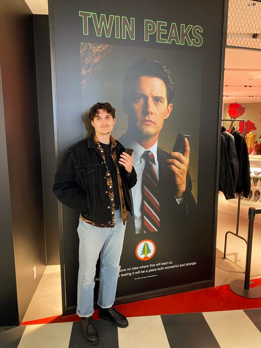 BlueRoseTeam tweet media