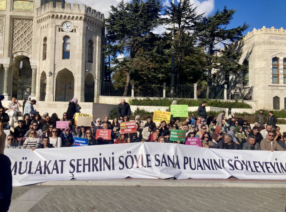 İstifa, entelektüel düzeyi çok yüksek olan ciddi bir kültürdür!

<a href="/tcmeb/">Millî Eğitim Bakanlığı</a> 

#BeyazıttaMülakataHayır