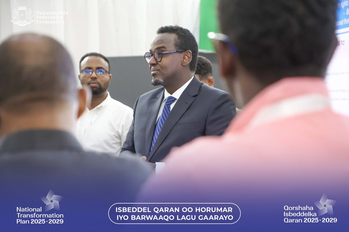 NTPSomalia's tweet photo. Somalia’s Attorney General, H.E. @SulaymanMohamud , visited the National Transformation Plan HQ to review progress toward developmental goals. He praised the teams and expressed confidence in the plan’s transformative impact on Somalia’s future. #SomaliaNTP https://t.co/KQRbfFrhIc