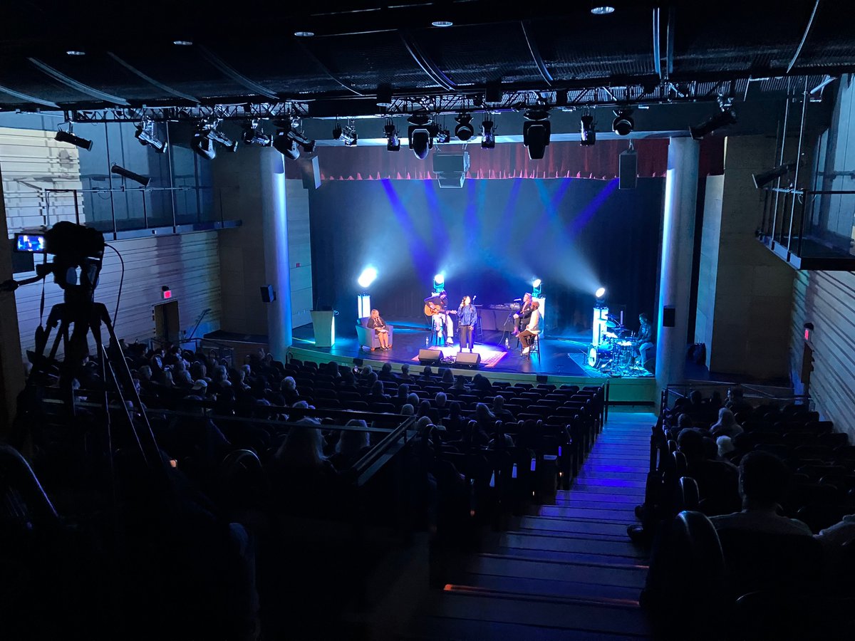 Josh Lambier tweet media