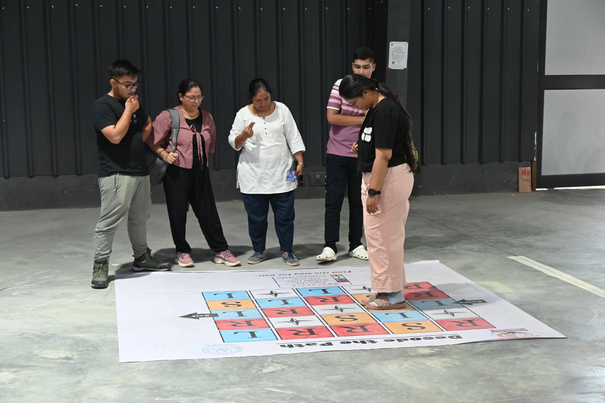 GujScienceCity's tweet photo. Unleashing the thrill of logic and creativity at Gujarat Science City! Visitors are captivated by engaging puzzles and mind games, in collaboration with CCL-IIT Gandhinagar. #MindGames #ScienceFun #ExploreScienceCity @PMOIndia @indiadst @CMOGuj @dstgujarat @jbvadar @InfoGujarat @drvrajesh @ccl_iitgn