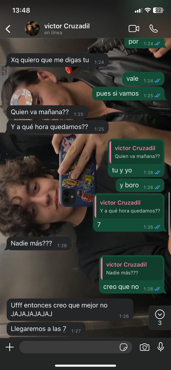 Manu_arias_'s tweet photo. Una semana y media, UNA SEMANA Y MEDIA YENDO A HACER BOCADILLOS AL WORLD CENTRAN KITCHEN, y el día que no voy , a venido la putisima aitana, LA PUTISIMA AITANA  que es mi numero uno todos los años en el spotify, ha venido se ha puesto su redecilla y se ha puesto a hacer bocatas https://t.co/VPu56LqJxJ