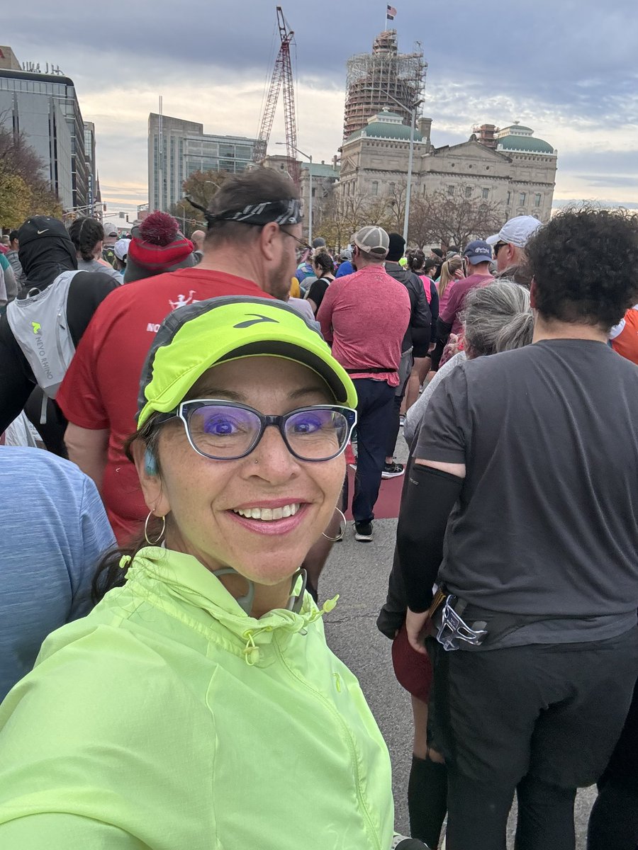 GiwedinAnangKwe's tweet image. Marathon #43 at @indymonumental marathon in Indianapolis… 
Squeezing in my last 42.2km before turning 53 on Tuesday 🎂 

@brooksrunning #LetsRunThere 
💙💙💙