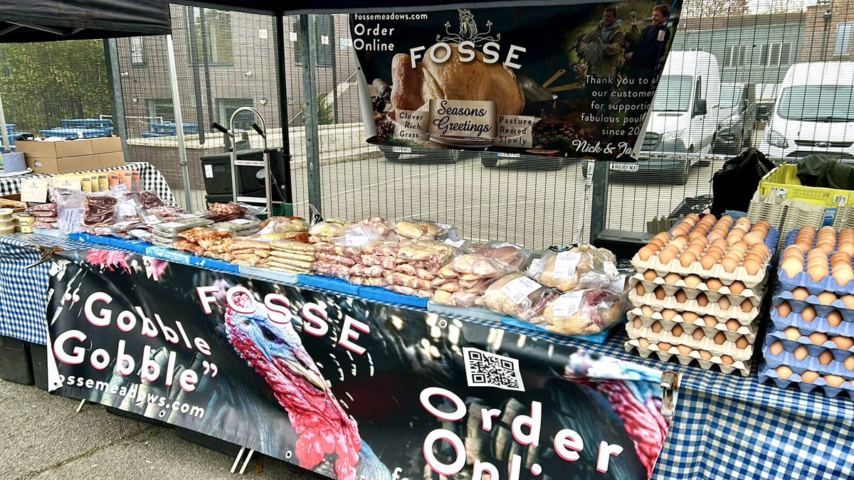 FosseMeadows's tweet photo. Our London farmers market stalls are looking fantastic today. Open 10-2pm @BrockleyMarket @Primrosehillma1 @Londonfarmers
#fosse81daychicken #totalfreedom #slowgrown #highlyrecommended #farmersmarkets #london https://t.co/5938IdBPAO