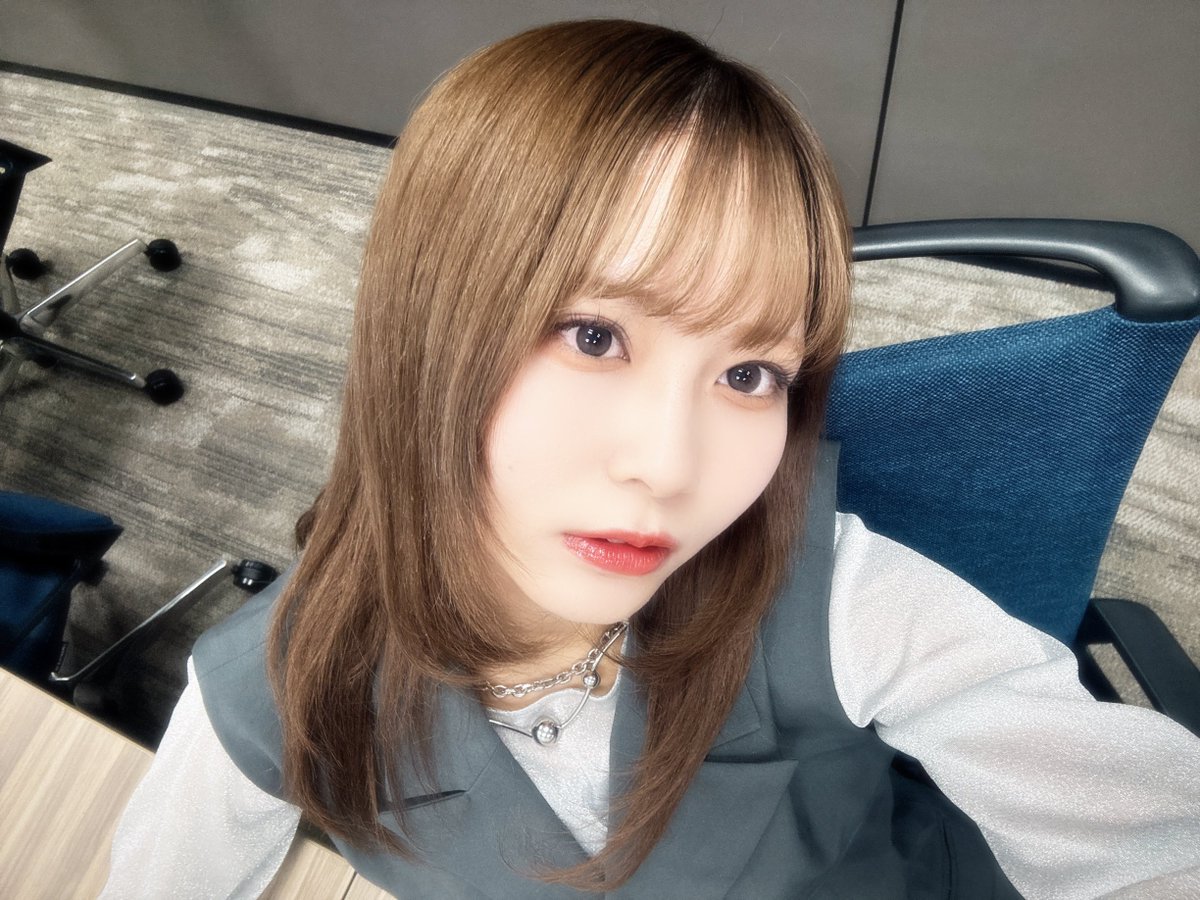 hana_oba's tweet photo. 17th single オンラインお話会
来て下さった皆さん
本当にありがとうございました🥲🫶🏻

2人きりでお話しできる時間が 
特別で大切で好きなの！！
ひとりひとりに愛届け〜〜〜っ🏹♡

また会える日が来るのを楽しみにして
日々歩んでいこうね🥲🤲🏻

エクステオフしたよ〜❤︎ https://t.co/xluHulAohT