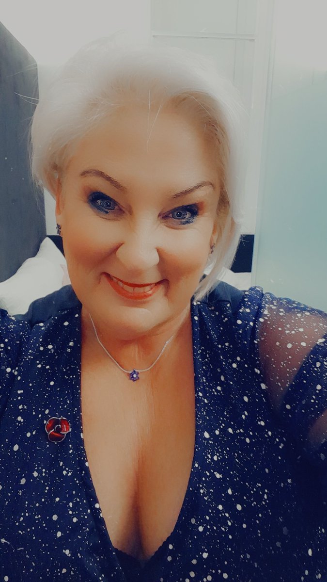 JTroshupa's tweet photo. Afternoon, my lovelies. Had a wonderful and emotional evening at the @Betknowmore charity gala. Celebrated those who do and are. Also remembered those who are no longer with us. #ProudMoment #recovery #affectedother https://t.co/rxnpfOhdeL