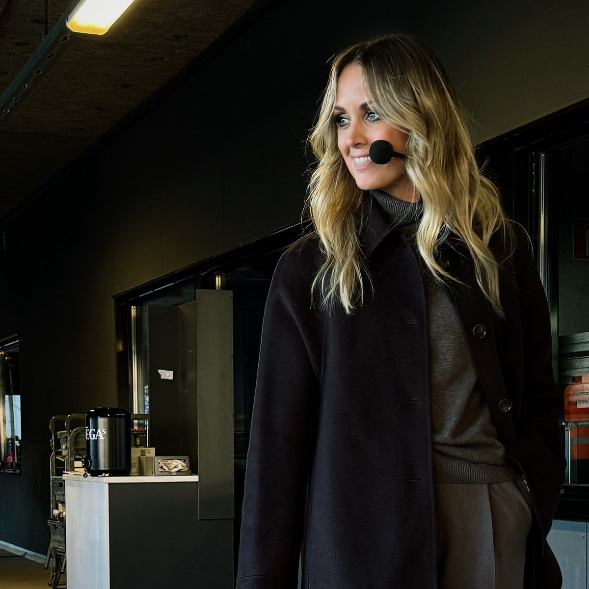 Imorgon är det 225 dagar sedan vi drog igång den allsvenska säsongen 2024. Imorrn tar vi den 30:e och sista omgången i mål. Det blir en rafflande sista omgång med kampen om europaplats och inte minst kampen om att undvika kval. #allsvenskan @sportsonmaxse