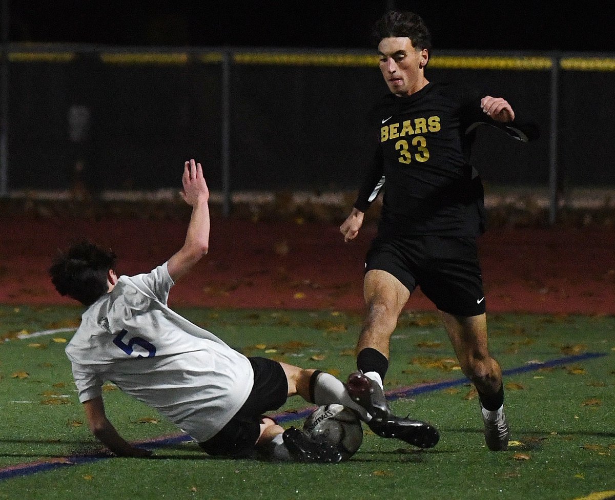 Dana Jensen (@dmj_photog) on Twitter photo Stonington boys’ soccer keeps calm and carries on in Class M tournament. Go to theday.com/sports/2024110… for the story and to theday.com/photo-gallerie… for a photo gallery. <a href="/TheDayCTsports/">The Day sports</a> Stonington boys’ soccer keeps calm and carries on in Class M tournament. Go to theday.com/sports/2024110… for the story and to theday.com/photo-gallerie… for a photo gallery. <a href="/TheDayCTsports/">The Day sports</a>