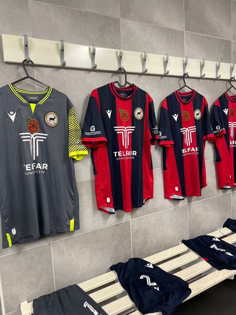 BordonFc's tweet photo. 🌹 With pride and remembrance, the team will wear poppies on our shirts for today’s game. As we take on Meon Milton, we honor those who served and sacrificed.

Let’s make this match count both on and off the field. ⚽

#LestWeForget #RemembranceDay #NonLeagueFootball https://t.co/PIqFrUoI3v