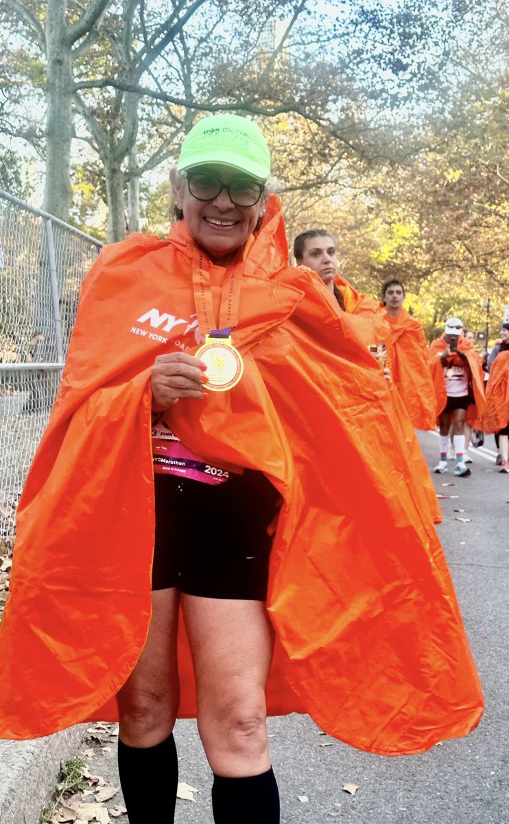 Glacue64's tweet photo. Amigos buen #findes
Y sigo compartiendo
con Uds momentos
de ese gran y retador
@WMMajors que fue
@nycmarathon difícil
más no imposible!
Gracias por estar
pendientes🙏
@logrartusmetas
@ComuniRunners
@MeEncantaCorrer
#sumandokms
Saluditos a todos💪 https://t.co/CJqOUEGIJB