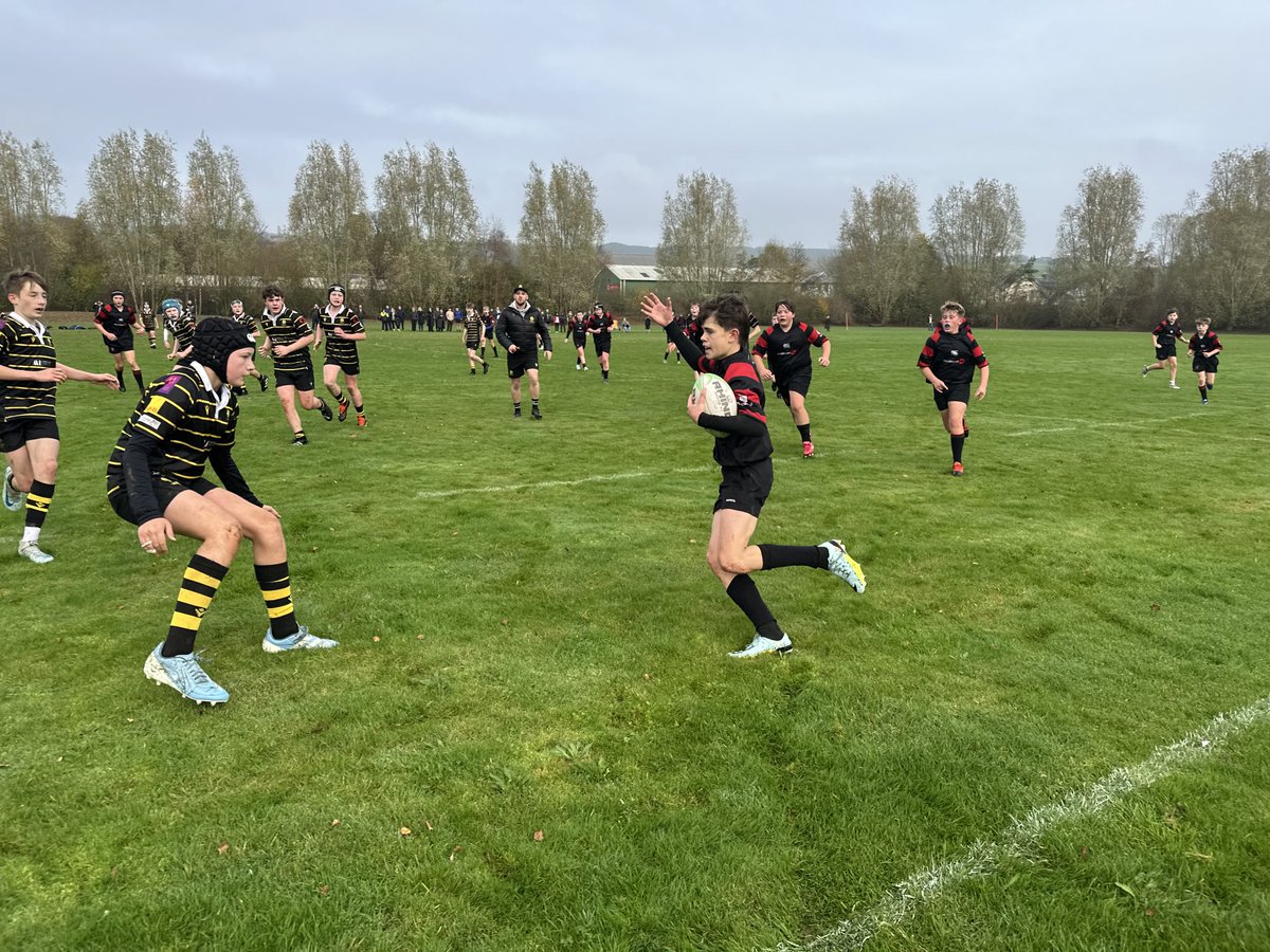 Fab S1, S2 and S3 games v Earlston HS/ Melrose this morning. S1 had a brilliant 40:40 draw and S2 lost 28:21. S3 lost but played some good rugby. 🏉