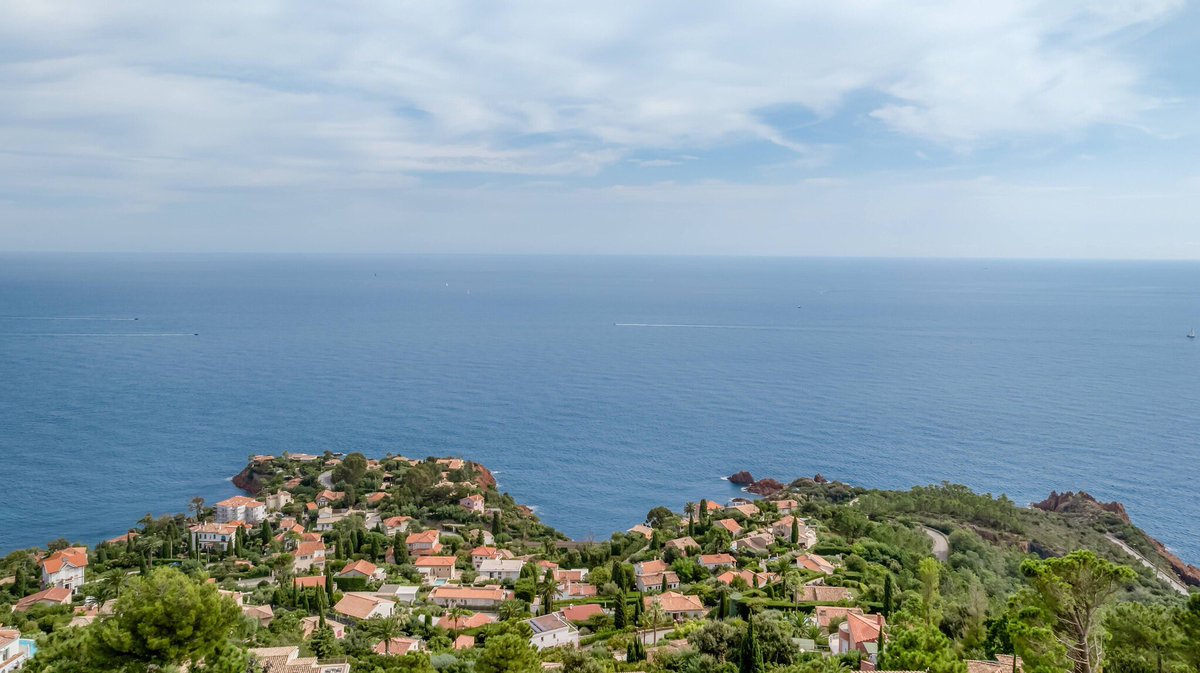 The Find Global Luxury Real Estate tweet media