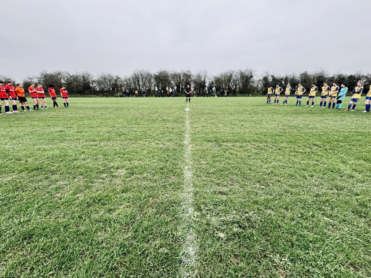 Full respect shown by both teams during the minutes silence. 

It was another solid performance from @CitYouthFC Girls North U18’s as they continue to develop &amp; improve.

⚽️💛💙 #CityYouthFamily