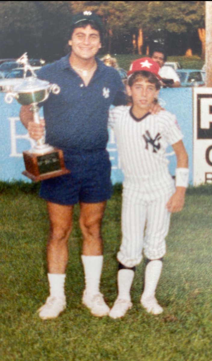 seanstellato's tweet photo. Buon compleanno to my brother Michael! I love you! #simplethebest https://t.co/84mAtVQiUN