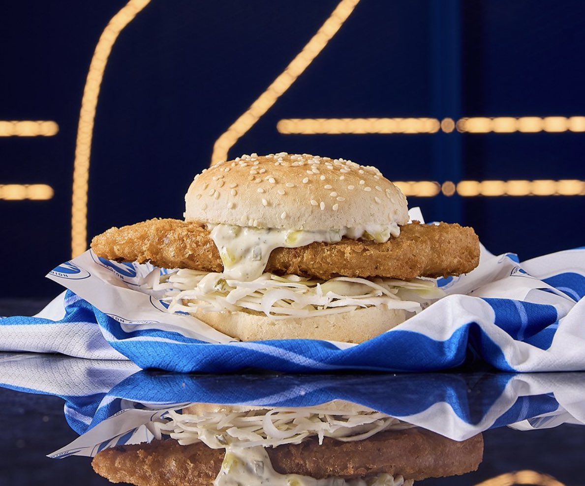 FootyScran's tweet photo. Battered fish sandwich at The Amex Stadium, Brighton and Hove Albion (@OfficialBHAFC @The_AmexStadium) 

💷 £7.50 https://t.co/l9x3ept86s