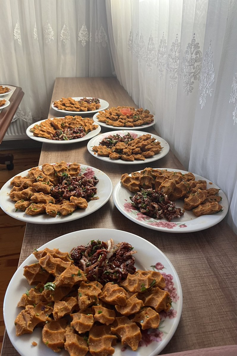 kız neşesi kardeşim