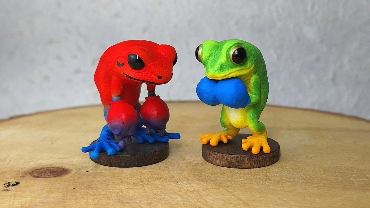 masayaredick's tweet image. 数年振りにカエルボクサーの新作でヤドクボクサー作りました！
デザフェスに持っていきます！
#デザフェス60