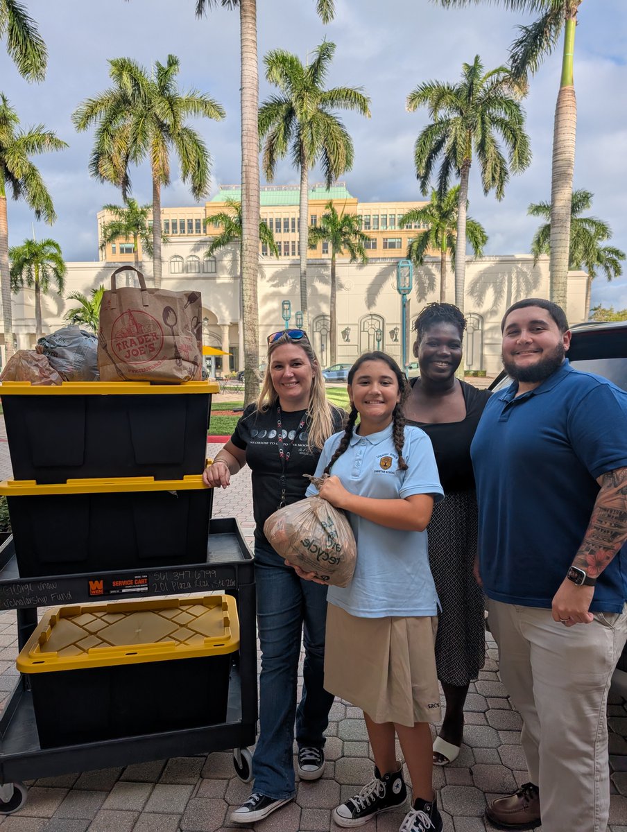 snowscholarship's tweet image. 🍬Thank you Adrienne Khurana and the wonderful students and families at Spanish River Christian School for donating candy to our Care Packages! This will bring a smile to #SnowScholars while they are studying hard for final exams! Thank you, Spanish River Christian School!