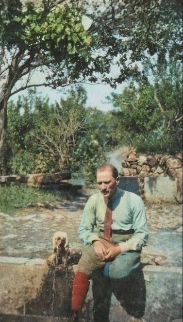 EylemAnll's tweet photo. Liderim .  #10Kasım1938 https://t.co/PykhKYE8Oc