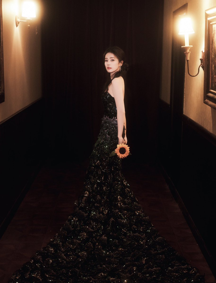 baitongtnld's tweet photo. My Princess 🌻✨️
#ไป๋ลู่ #BaiLu #白鹿 https://t.co/rVv2P68Fvt