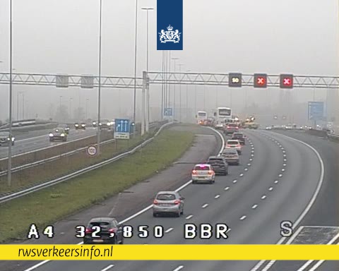 Ongeval met meerdere voertuigen op A4 bij Zoeterwoude-Rijndijk
