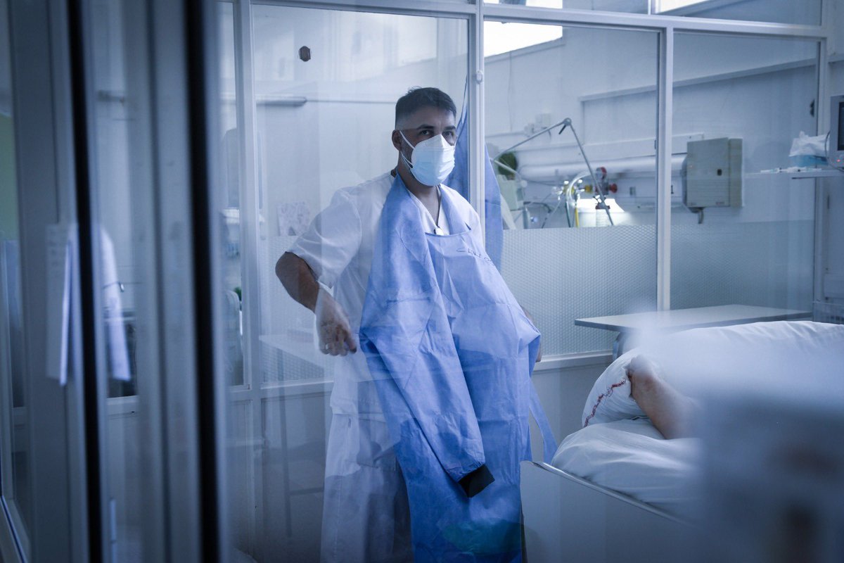 RÍO NEGRO CONVOCA A MÉDICOS PARA REFORZAR SU SISTEMA DE SALUD PÚBLICA

En Río Negro estamos comprometidos a fortalecer el sistema de salud pública para garantizar que cada rionegrino acceda a la atención que merece, y para eso necesitamos sumar profesionales decididos a hacer la