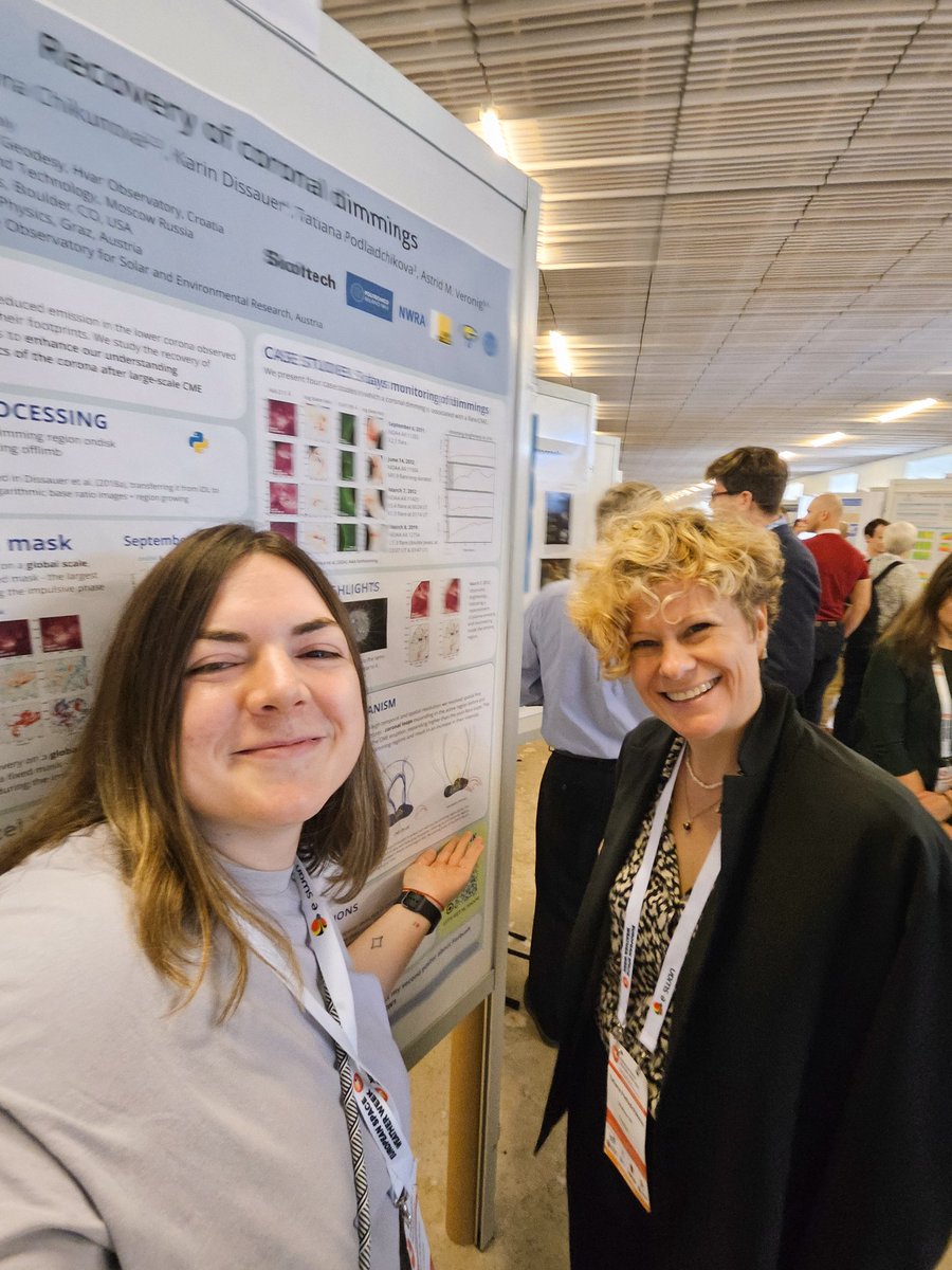 chigaga_'s tweet photo. Reconnection 🤍
We had like 5 posters at #ESWW2024 conference and totally covered the place with coronal dimmings🌚 https://t.co/hBnvVSbjuU