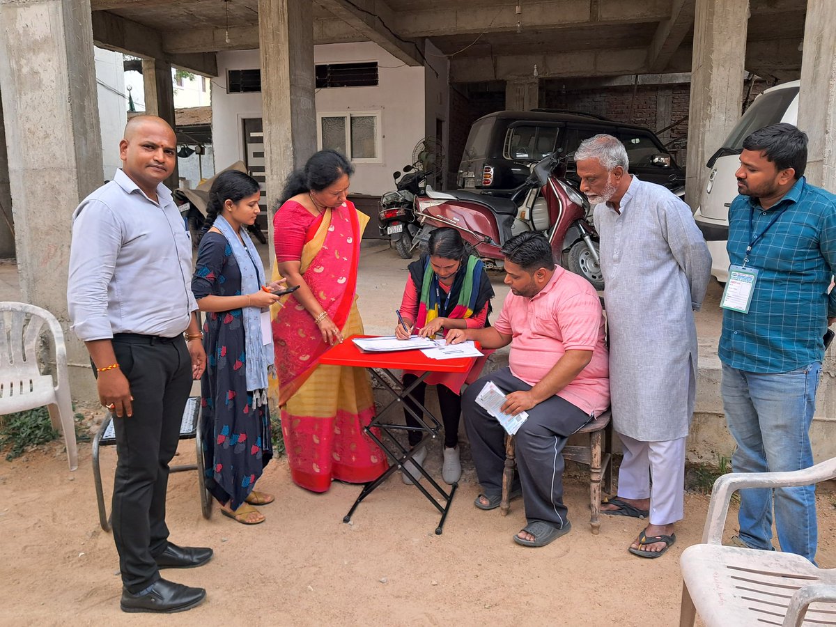 The Enumeration survey started at EBno.32, Amlapur,Faiz Chaman, 65 karwan ward, Circle-13, Karwan, GHMC <a href="/ZC_Khairatabad/">Zonal Commissioner Khairatabad, GHMC</a>