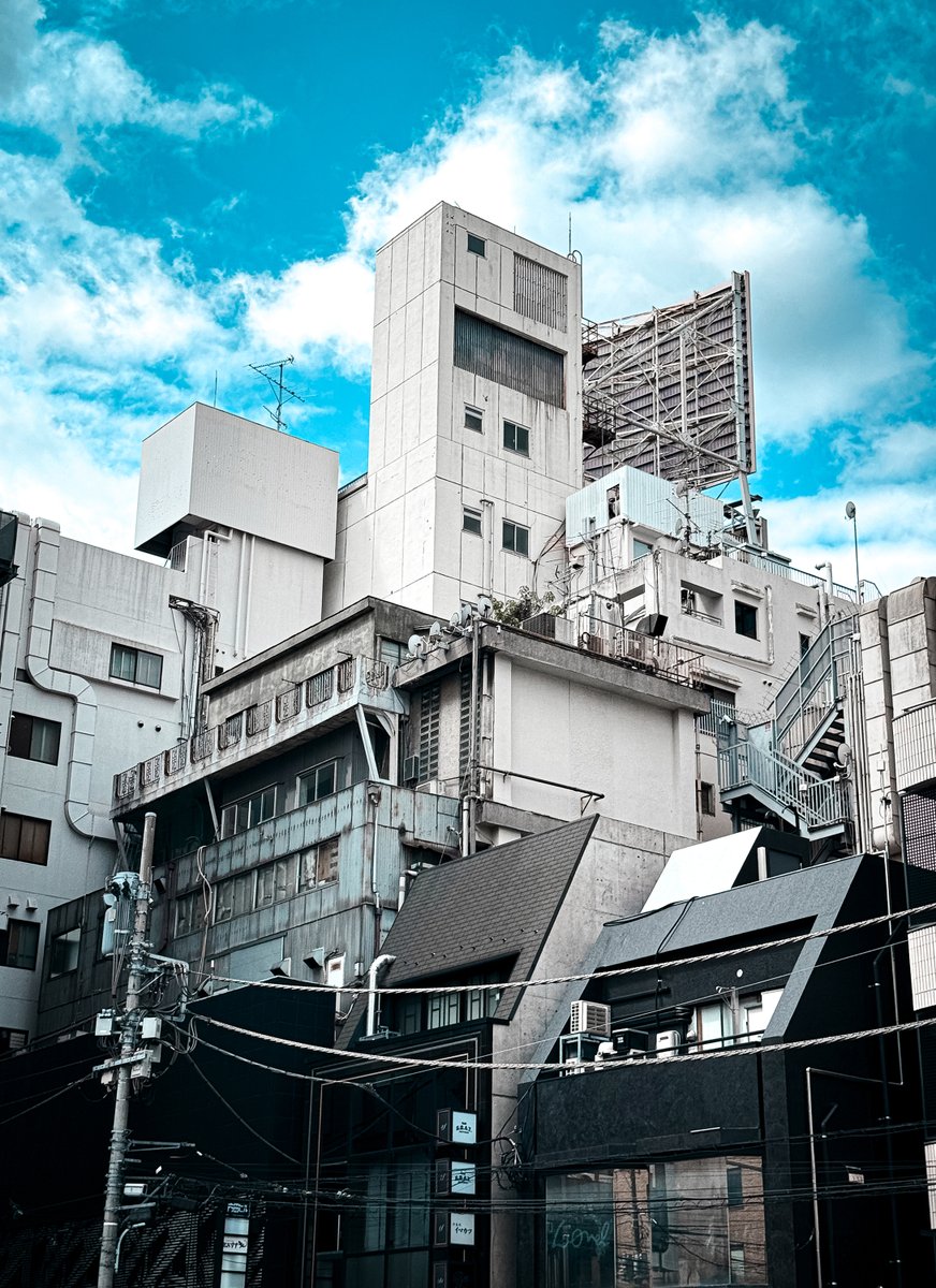 六本木 / Roppongi