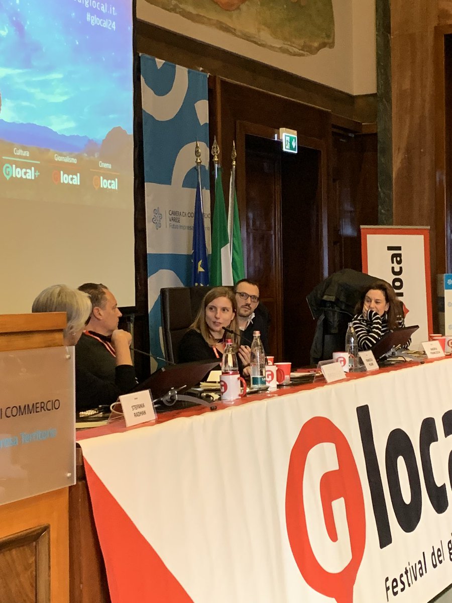 Festival Glocal (@festivalglocal) on Twitter photo “Penso che la radio sia un mezzo che parla a tanti, il podcast è pensato e scritto per parlare ad una sola persona” racconta <a href="/Francescami/">francesca milano</a>, head of Chora Live.
#glocal24 “Penso che la radio sia un mezzo che parla a tanti, il podcast è pensato e scritto per parlare ad una sola persona” racconta <a href="/Francescami/">francesca milano</a>, head of Chora Live.
#glocal24