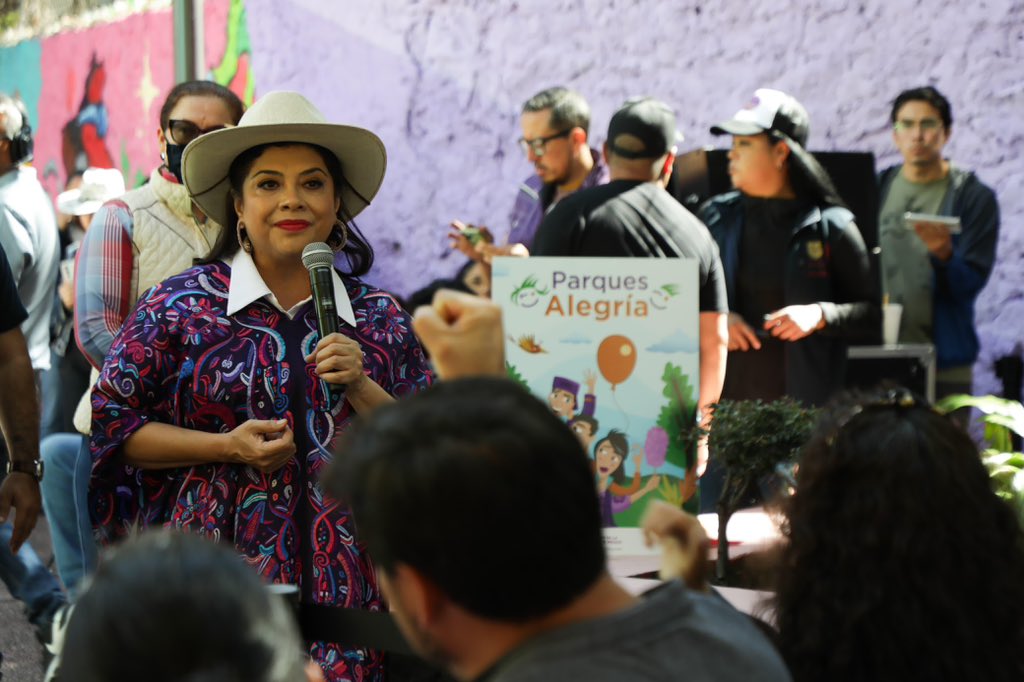 Clara Brugada Molina tweet media