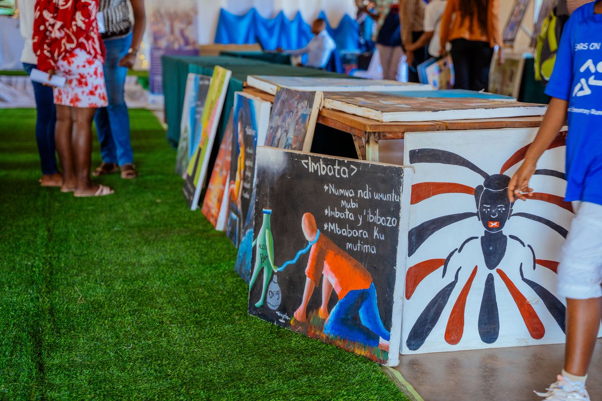 Uyisenga Ni Imanzi tweet media