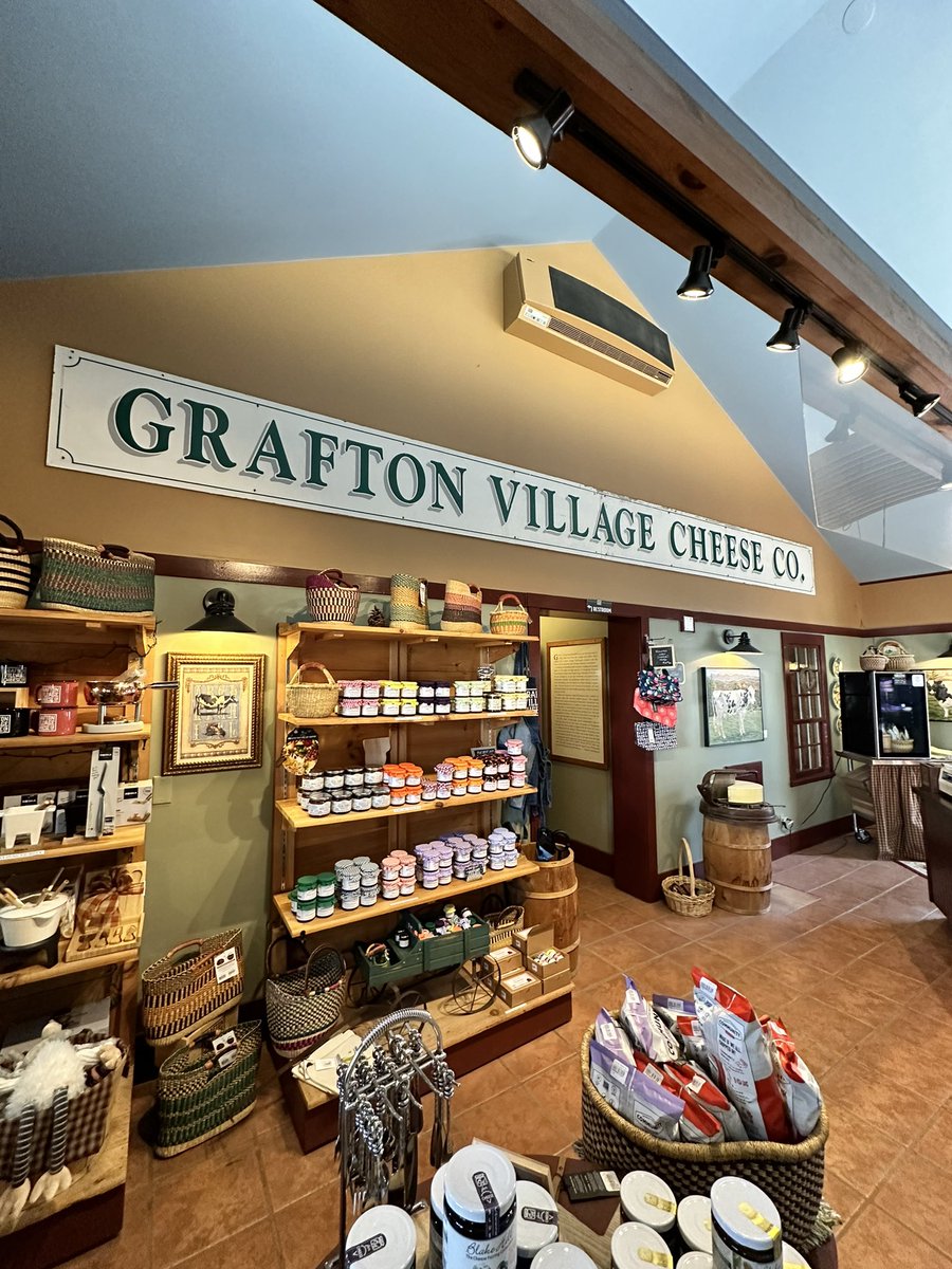 metallidan's tweet photo. Grafton might be the cutest Vermont town of them all. What a joy it was to run here. Like a movie set. Bagged 9 more towns today. Over 200! 205/251 
#run251 #vt251 #runvt 

Baltimore
Chester
Springfield
Grafton
Rockingham
Westminster
Athens
Putney
Dummerston https://t.co/Tm2nrpXLm5