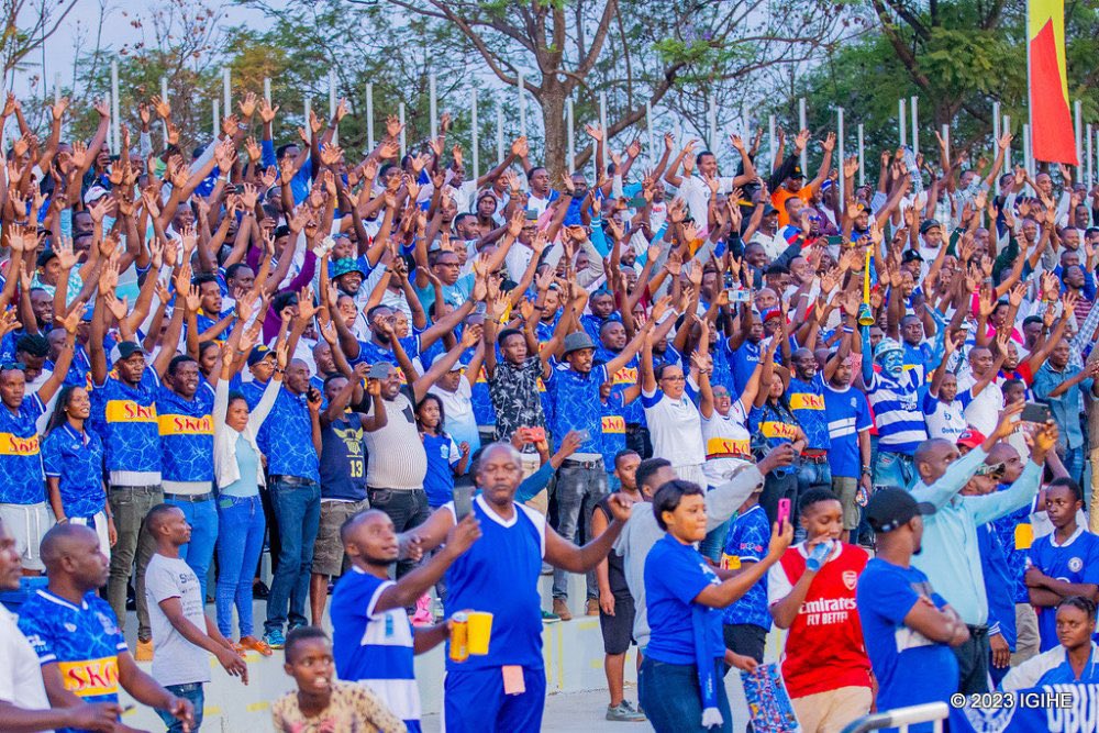 MRutagarama1's tweet photo. Koko c nibyo ngo iyo iyi @rayon_sports  yatsinze buri mucuruzi  bimugeraho? Congratulations.Ku bakunzi bayo aho muri hose Weekend ibabere #Ubuki👌🏼
@JPaulNKURUNZIZ3 @IbirungaF @NoheriEmma42115 @musayidizi @FistonFelixHab @EricKAYIHURA2 @rwagaclaude @gat_steeve https://t.co/Jh9i6icuVA