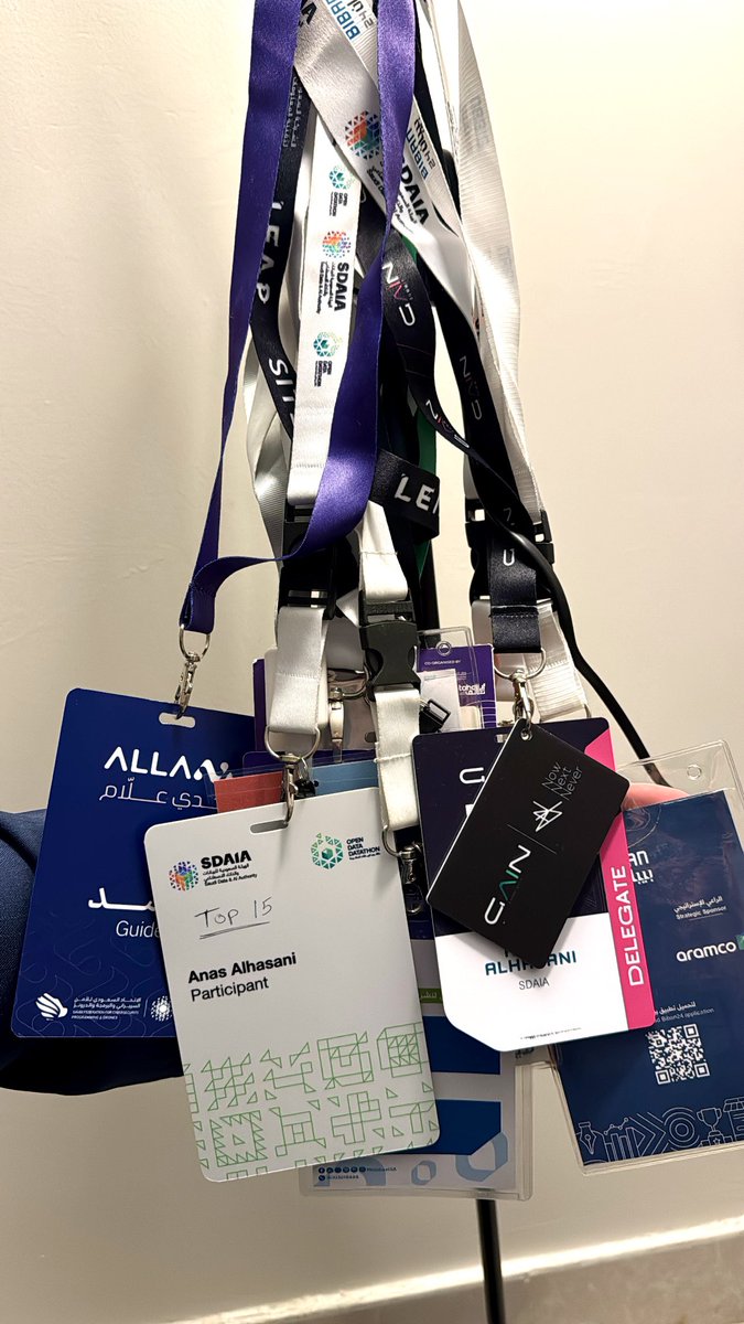 iivcoz's tweet image. وعن شبابه فيما أفناه 🤍🤍🤍