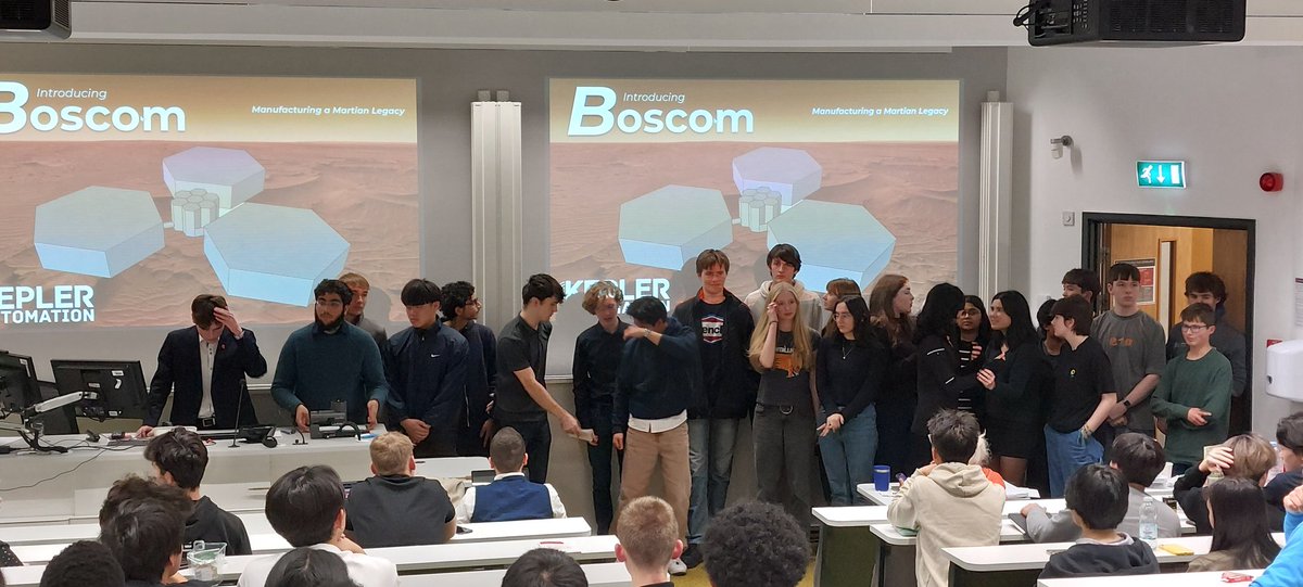 Physics_2XL's tweet photo. Question time at UKSDC. All team members are ready to answer questions. https://t.co/PaSwlNr25u