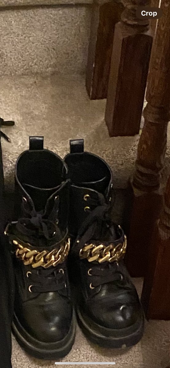 KatieKarmaTV's tweet photo. Fun story about these boots: each one of these bracelets were traded at Metlife N1 and The Eras Tour Film Premiere (at my local theatre) 🫶🥺🫶 truly long live the magic we made, we will be remembered ✨ #TorontoTSTheErasTour #Tayronto #yoyok @taylornation13 https://t.co/KJsTm8NvKy