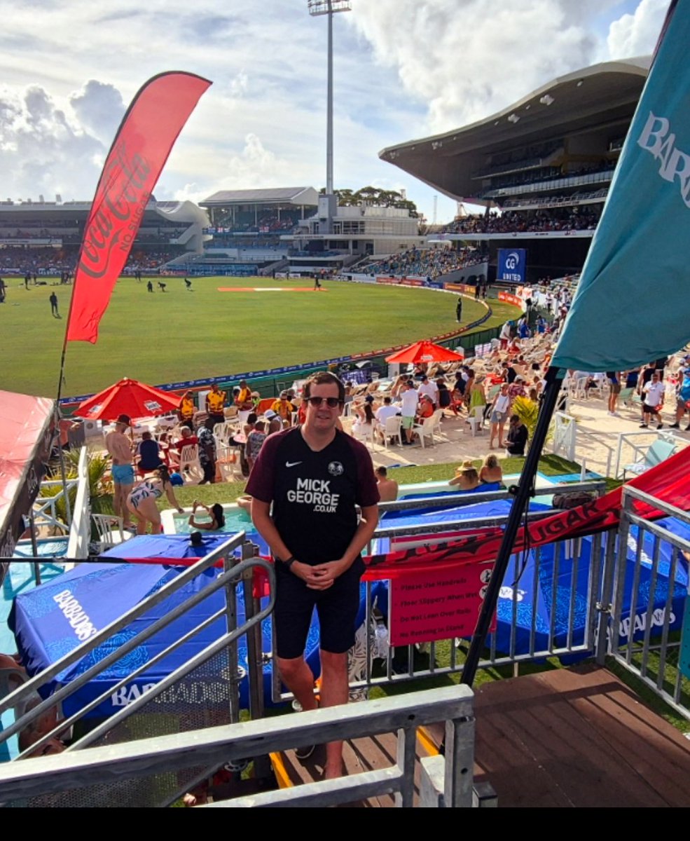 thepeaman's tweet photo. Here's to some more 6️⃣ 's

@theposh 🌞🏏🇧🇧

#WIvEng #T20 #UTP https://t.co/r8vQ4vT02z