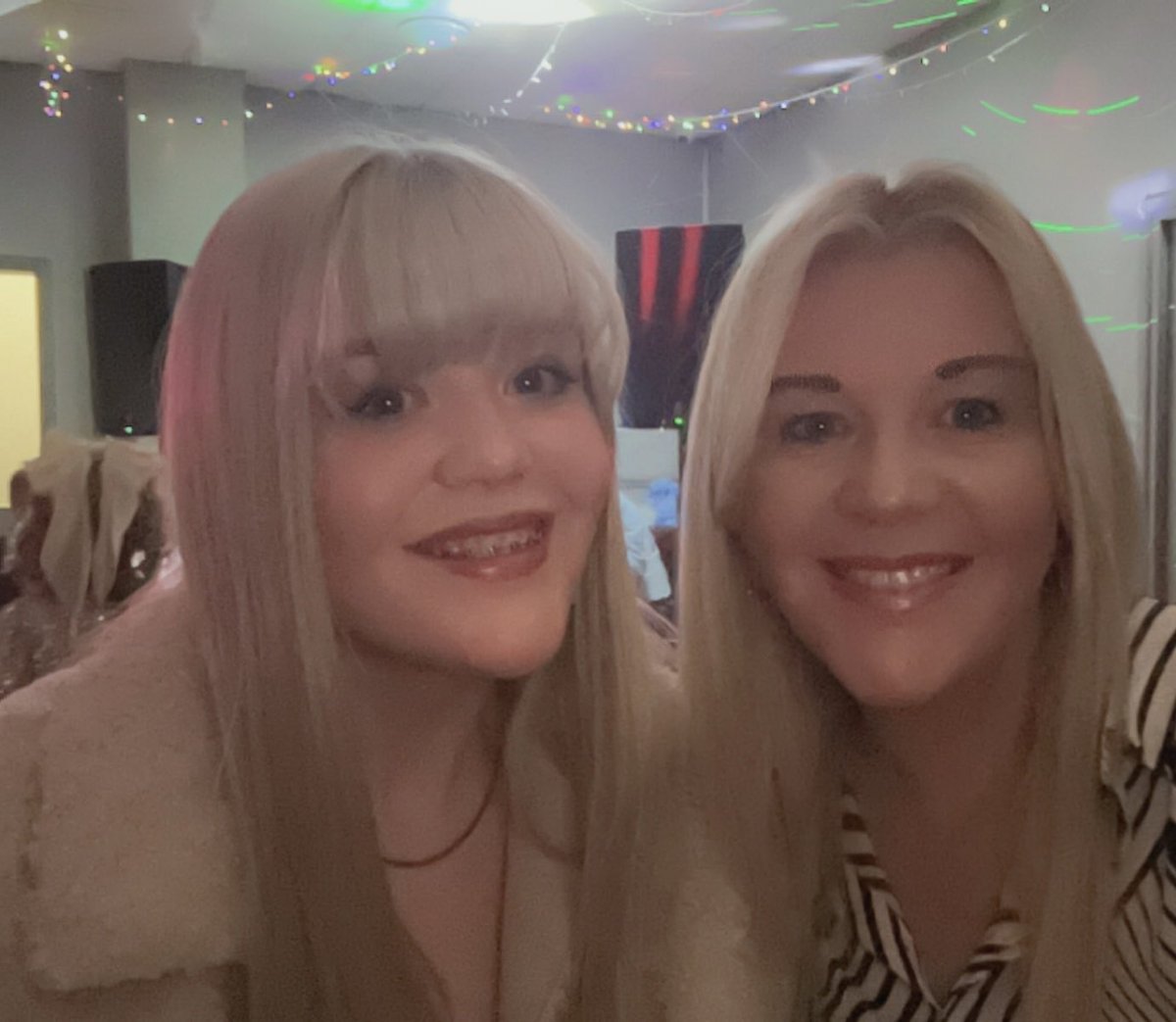 KEM0901's tweet photo. Me and my girl x https://t.co/SOdHyHB595