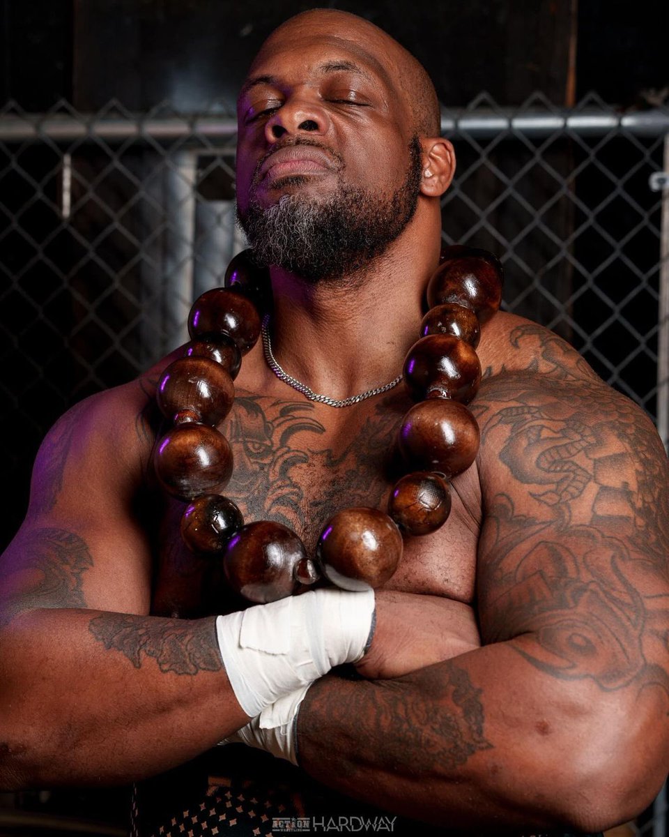 BigBadKaiju's tweet photo. I’ve been doing this for over a decade and still haven’t wrestle in the PNW or California a single damn time.

I gotta fix that before the music stops. https://t.co/ZJ2zZWgsoY