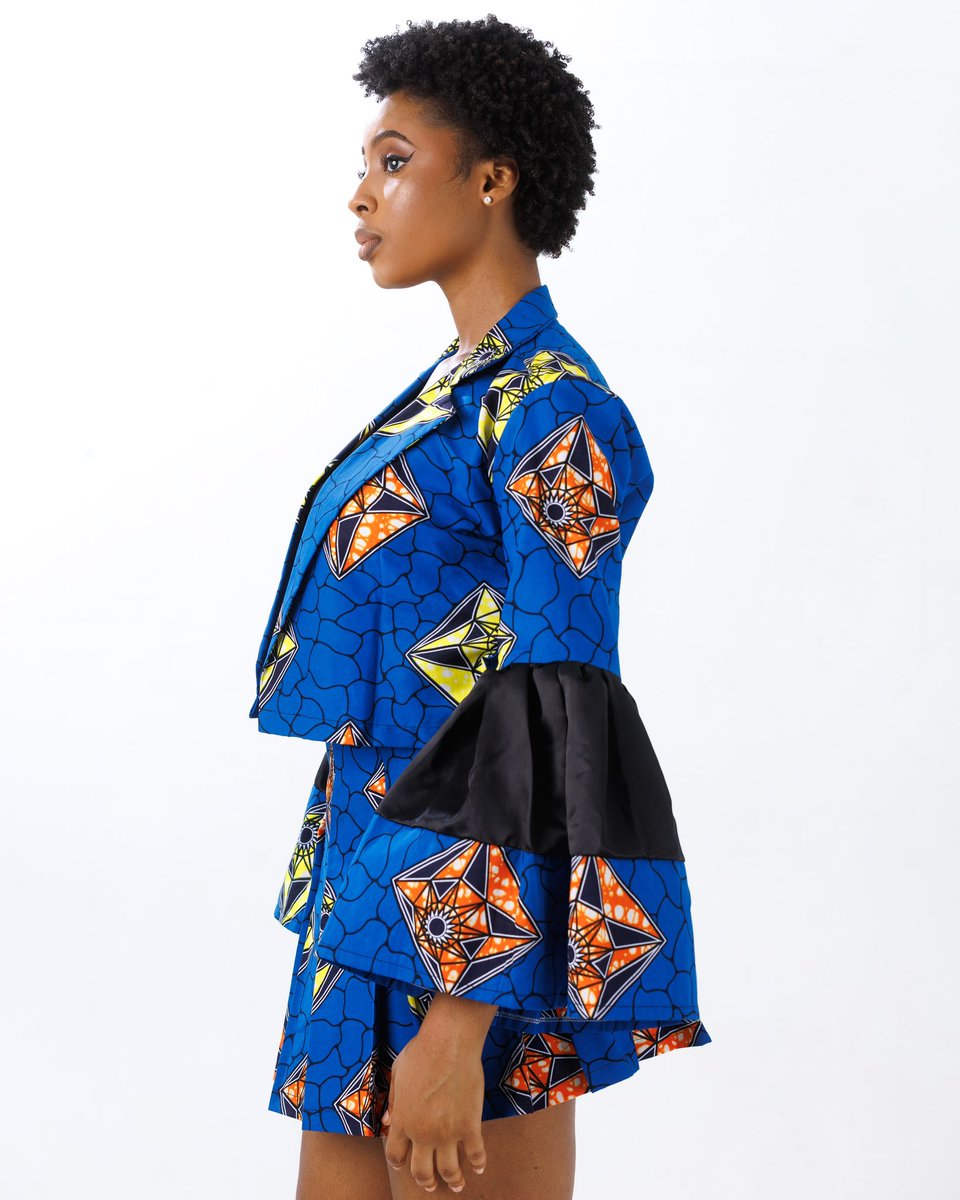 tysonphotoo's tweet photo. A shoot for Sookienova 
Model @aj_sarfo 
Designer @sookienova 

Please like and repost. My next client might be on your TL. https://t.co/mrVhc5K0uA