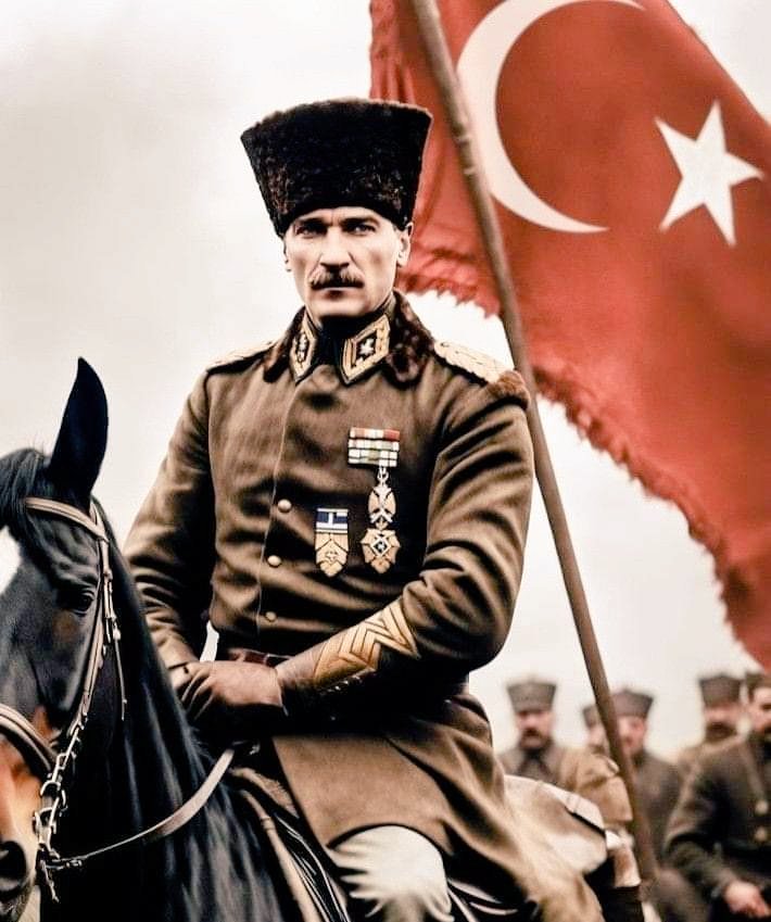 "Benim naçiz vücudum bir gün elbet toprak olacaktır. Fakat Türkiye Cumhuriyeti ilelebet payidar kalacaktır.

Sevgi, saygı ve özlemle... 
#OnKasım