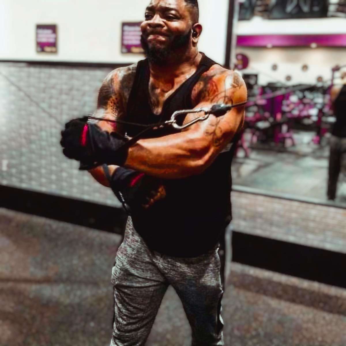 Juscallmebl tweet media