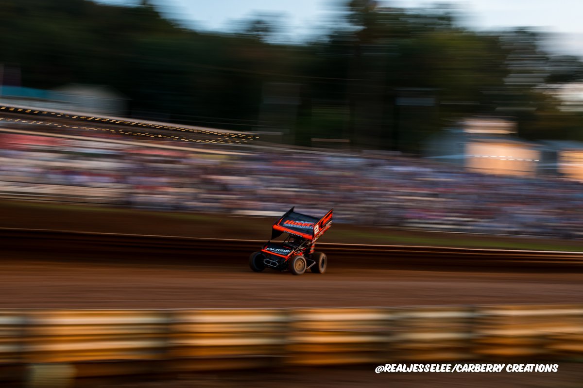 @realjesselee bsky tweet media