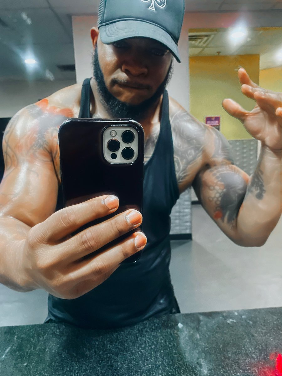 #thickfit #musclebuilding #musclegrowth #workoutmotivation #gymislife #FitnessFreak