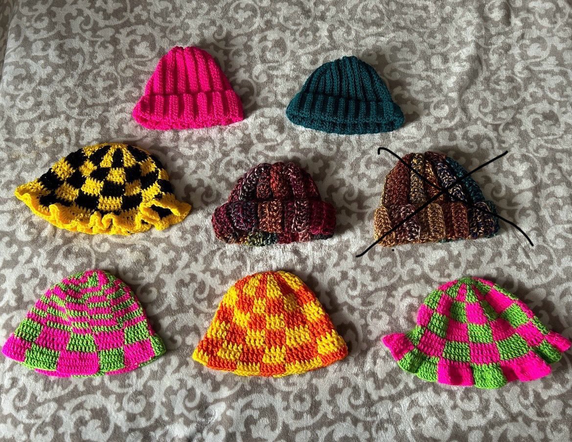 fasculineking's tweet photo. Hey y’all, I won’t be working for about 2 weeks, so my finances will be much lower than usually, I’ve got 7 hats ready, £30 each. I also have a dark purple I can make.

Please retweet or hit me up if you’d like one, my customer could be on your timeline, thank you 🙏🏾 https://t.co/oBWnPuEYMG
