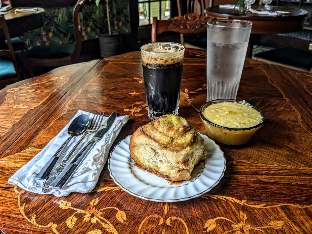 Josh Carples (@joshcarples) on Twitter photo Brunch at Perennial 🤤 Satsuma cinnamon roll and cheese grits with a <a href="/FerusAles/">Ferus Artisan Ales</a> stout
#montgomery #alabama Brunch at Perennial 🤤 Satsuma cinnamon roll and cheese grits with a <a href="/FerusAles/">Ferus Artisan Ales</a> stout
#montgomery #alabama