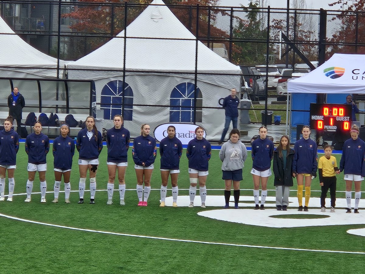aftncanada's tweet photo. The mountains have disappeared! But fear not as we're all set for an all-BC bronze medal battle as @CapilanoBlues take on @VIUMariners in the @CCAAsportACSC women's soccer nationals in Squamish. 

I'll have the call on https://t.co/AWn70ujF12.

Kickoff is noon. https://t.co/oYyYjApE0e
