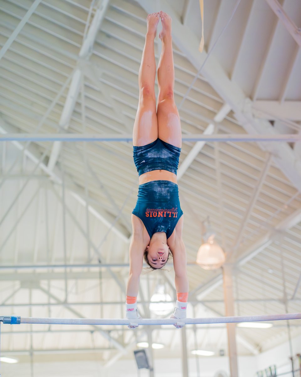 Illinois Women's Gymnastics tweet media